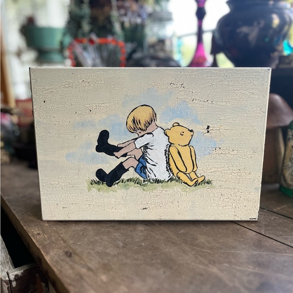 WINNIE THE POOH & CHRISTOPHER ROBIN VTG HAND PAINTED STEPSTOOL DECOR DISTRESSED - Picture 15 of 15